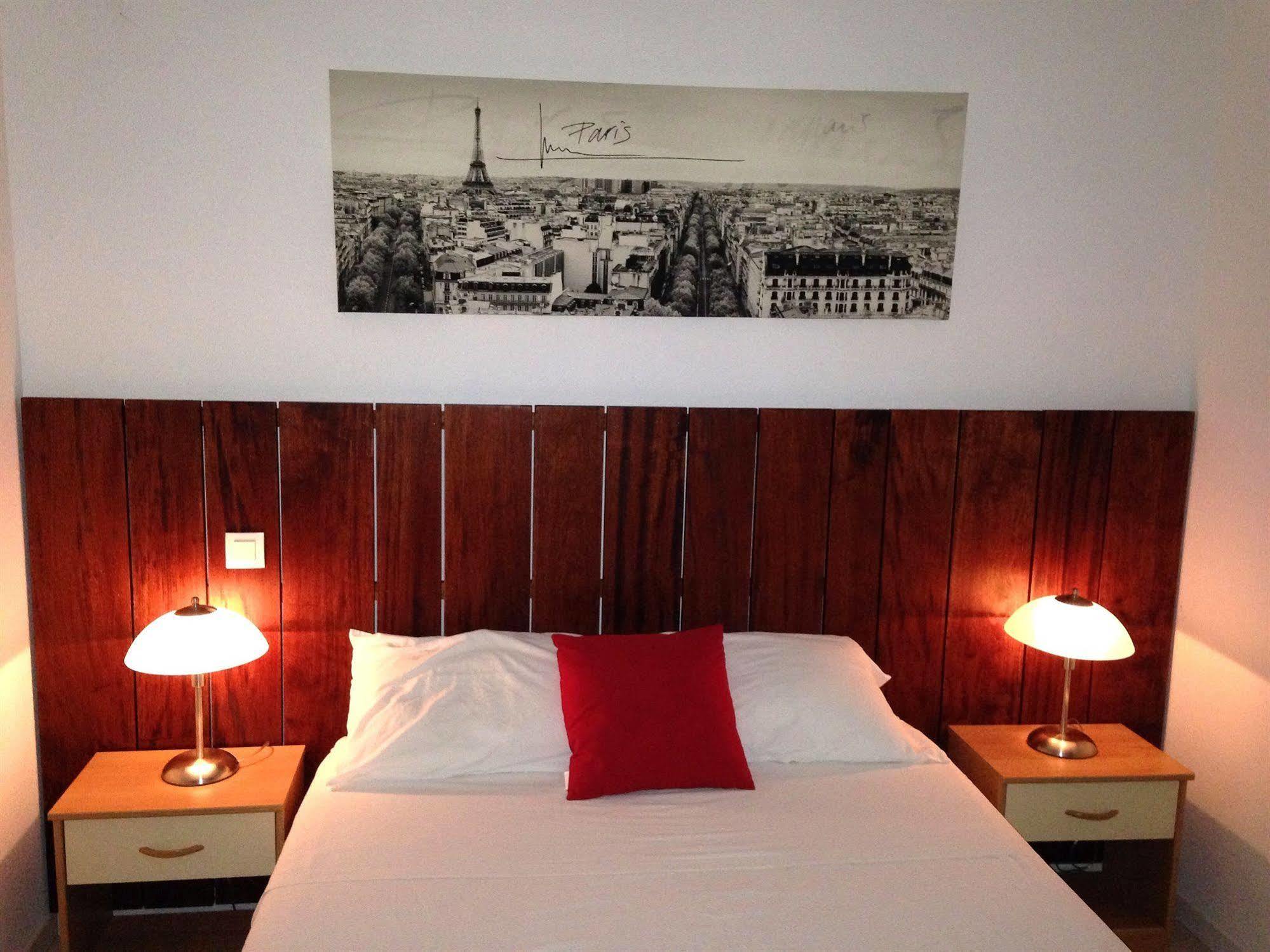 Mont Bouquet Lodge-Residence Hoteliere Brouzet-les-Ales Экстерьер фото